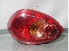 PILOTO TRASERO IZQUIERDO MANCHADO Y ARAÑADO