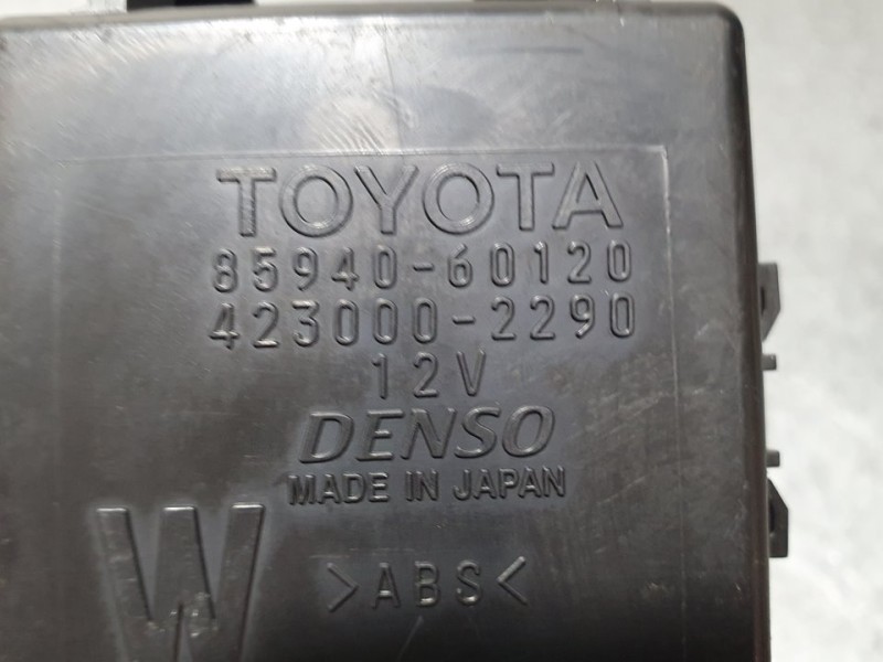 Recambio de modulo electronico para toyota land cruiser (j15) vx referencia OEM IAM 8594060120 4230002290 