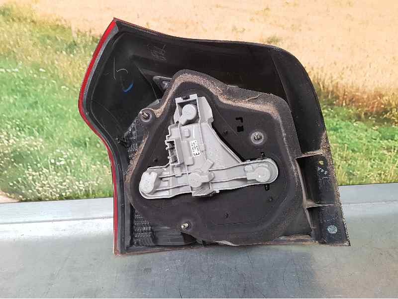 Recambio de piloto trasero derecho para toyota corolla (e12) 1.6 linea luna berlina referencia OEM IAM   