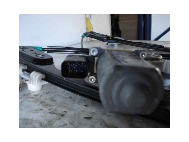 Recambio de elevalunas delantero derecho para chrysler 300 c 3.0 crd referencia OEM IAM 05065474AE 994669100 CLAVIJA 6 PINS