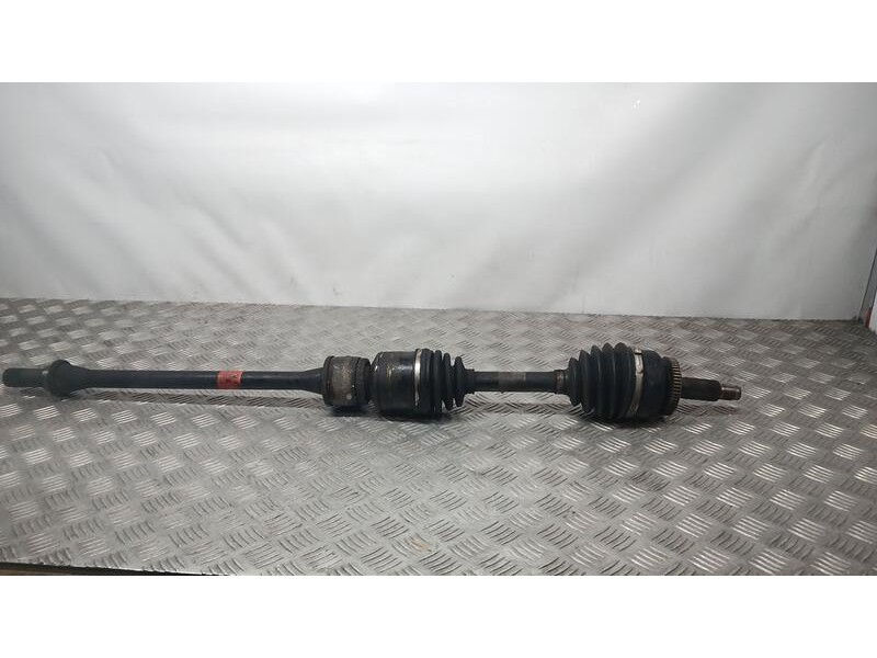 Recambio de transmision delantera derecha para kia carnival ex referencia OEM IAM 495004D301  