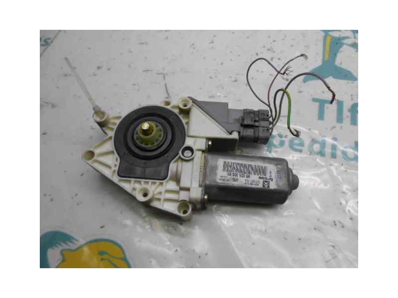 Recambio de motor elevalunas trasero derecho para citroën c5 berlina 2.0 hdi magic referencia OEM IAM 9632533380  