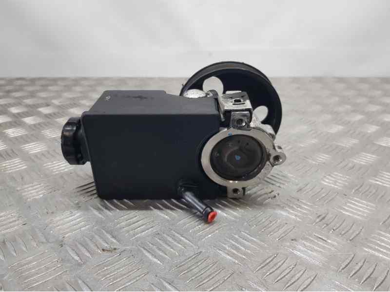 Recambio de bomba direccion para ssangyong rodius referencia OEM IAM NS5540647  