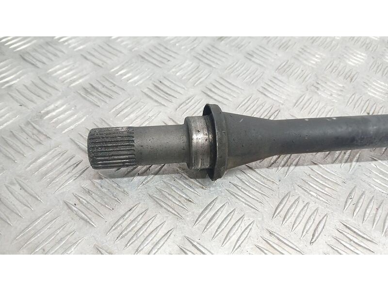 Recambio de transmision delantera derecha para kia carnival ex referencia OEM IAM 495004D301  