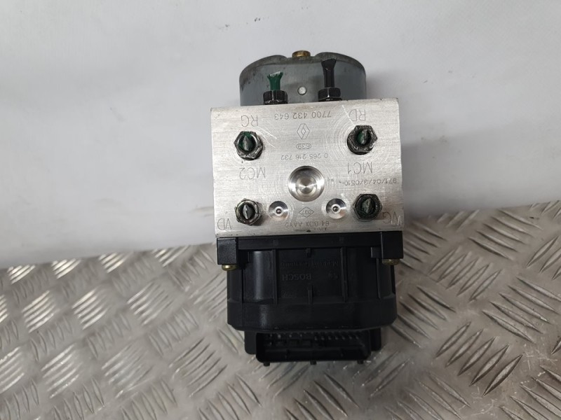 Recambio de abs para renault scenic (ja..) 1.9 dti rt referencia OEM IAM 7700432643 0265216732 