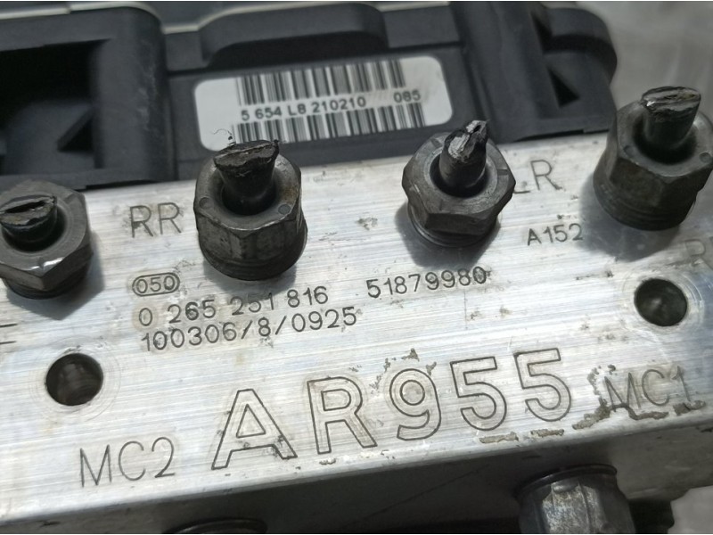 Recambio de abs para alfa romeo mito (145) distinctive referencia OEM IAM 51879980 0265251816 BOSCH