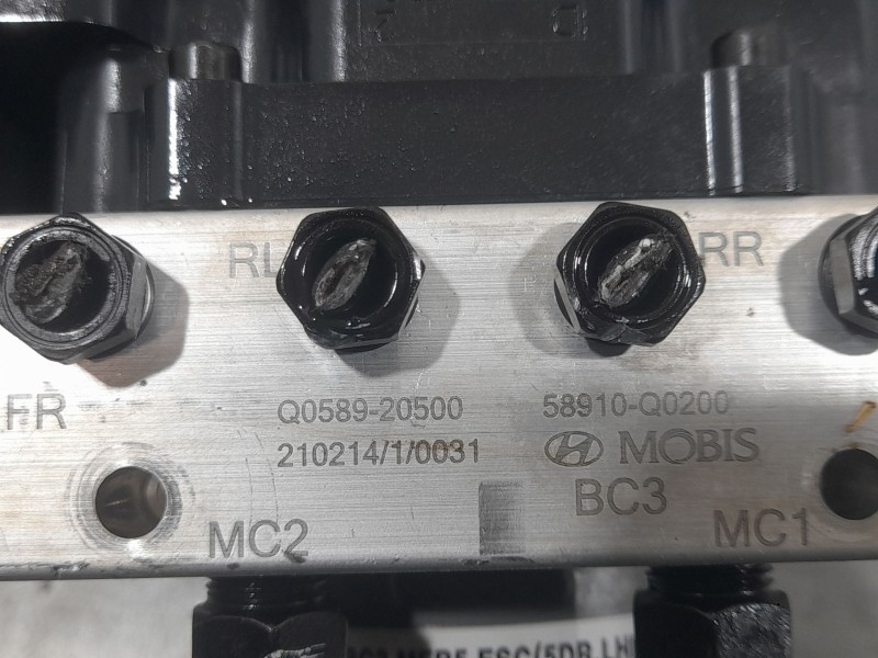 Recambio de abs para hyundai i20 klass referencia OEM IAM 58910Q0200  