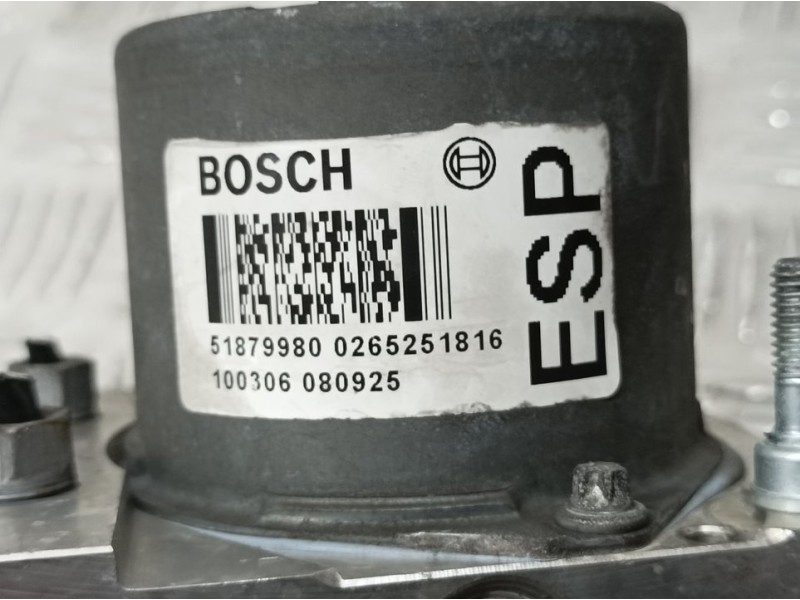 Recambio de abs para alfa romeo mito (145) distinctive referencia OEM IAM 51879980 0265251816 BOSCH