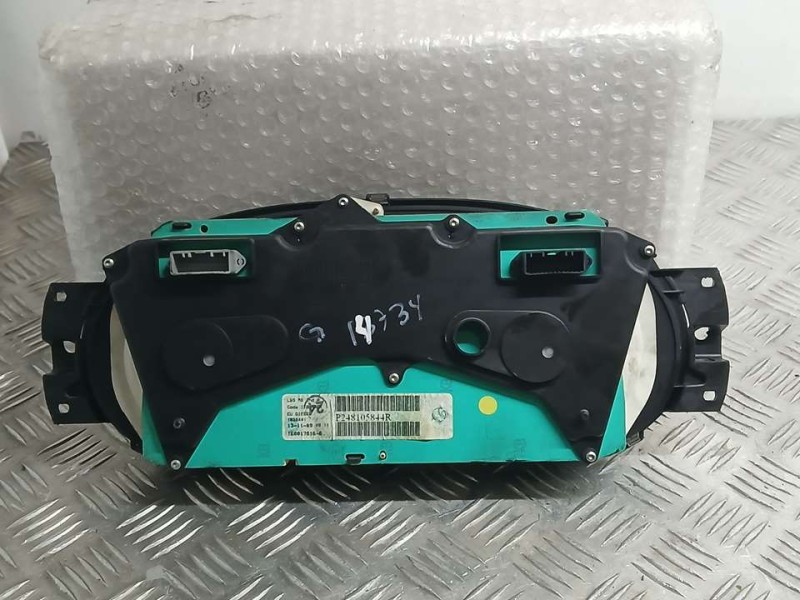 Recambio de cuadro instrumentos para dacia logan express ambiance referencia OEM IAM P248105844R 1836441 