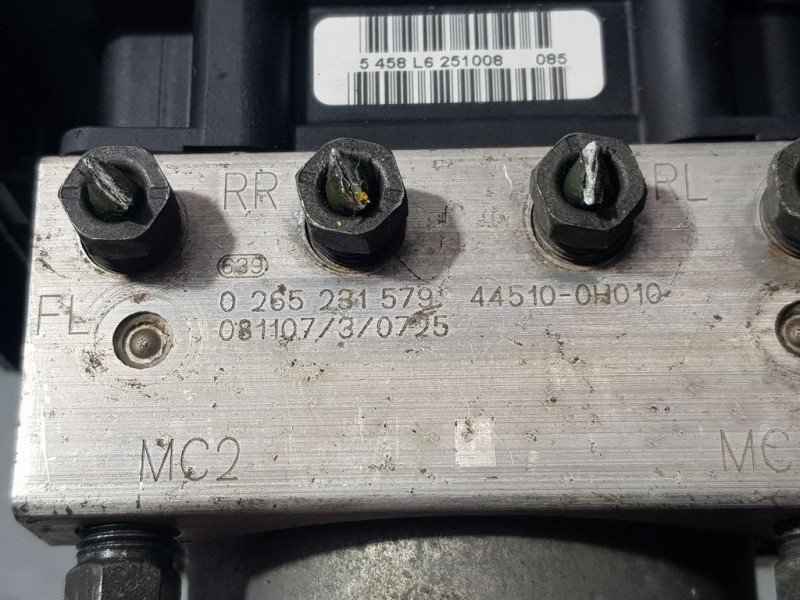 Recambio de abs para toyota aygo (kgb/wnb) básico referencia OEM IAM 445100H010 0265231579 BOSCH