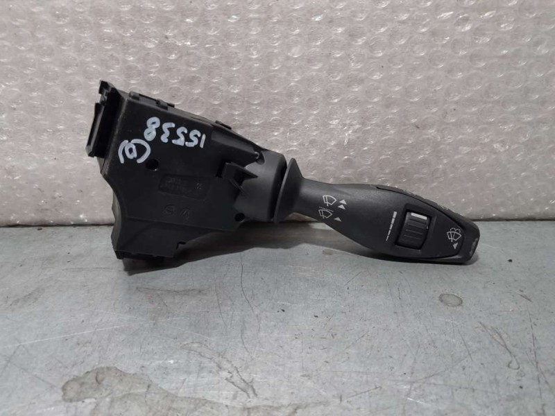 Recambio de mando limpia para ford fiesta (cb1) ambiente referencia OEM IAM 8A6T17A553AC  