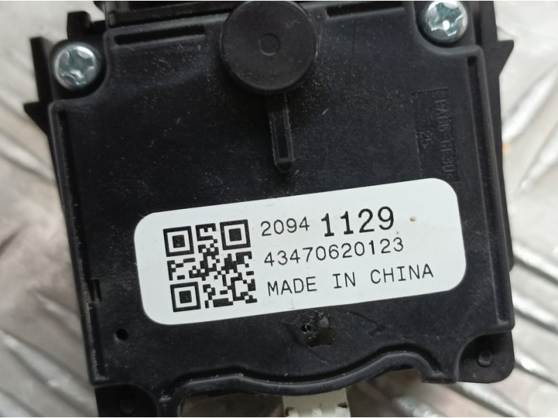 Recambio de mando intermitentes para opel astra j lim. selective referencia OEM IAM 20941129  
