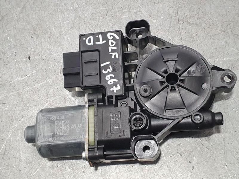 Recambio de motor elevalunas trasero derecho para volkswagen golf vii lim. (bq1) e-golf referencia OEM IAM 5Q0959408  