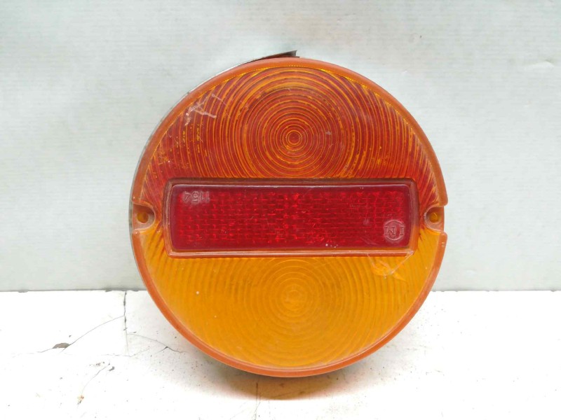 Recambio de piloto trasero derecho para seat 850 850n referencia OEM IAM  TOCADO SOLO TULIPA