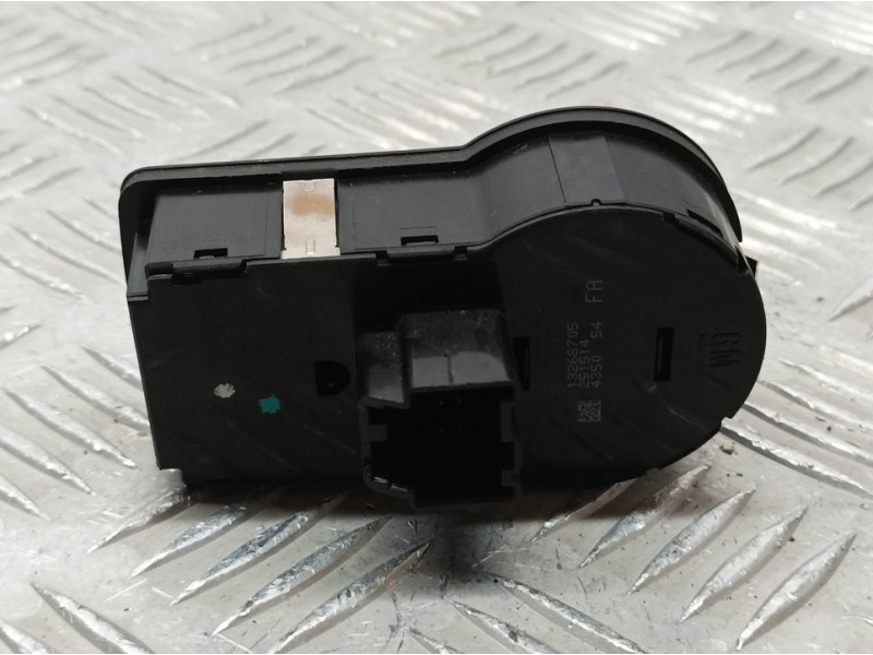 Recambio de mando luces para opel astra j lim. selective referencia OEM IAM 13268705  