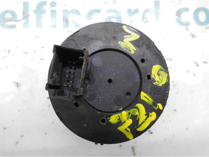 Recambio de mando luces para opel corsa d catch me referencia OEM IAM 13249401EF  29361882