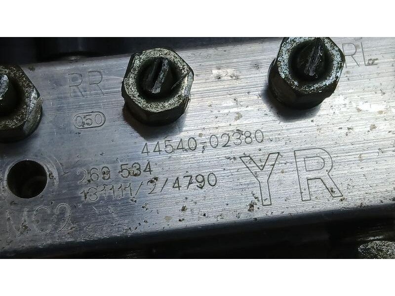 Recambio de abs para toyota auris active referencia OEM IAM 4454002380  269534