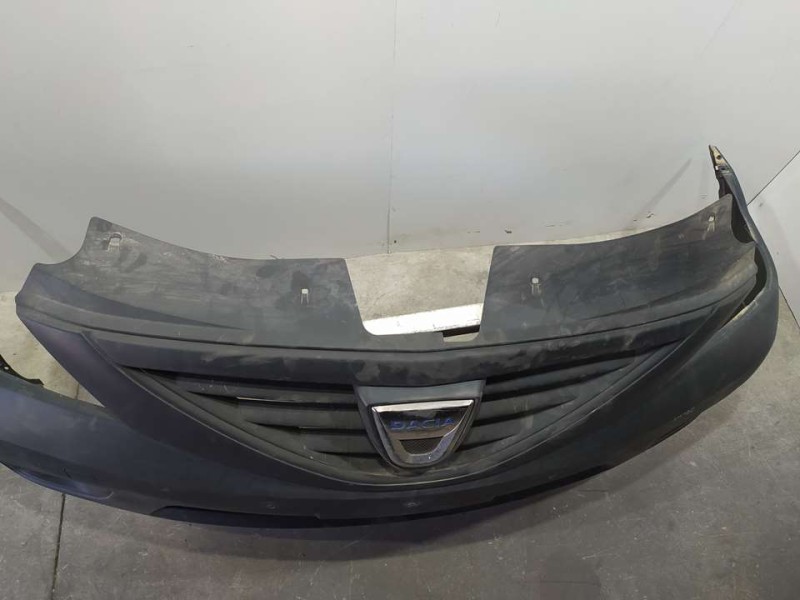 Recambio de paragolpes delantero para dacia logan express ambiance referencia OEM IAM 6001549312  