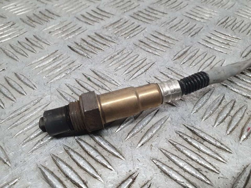 Recambio de sonda lambda para hyundai ioniq hybrid referencia OEM IAM 3921003140 9025030133 KEFICO