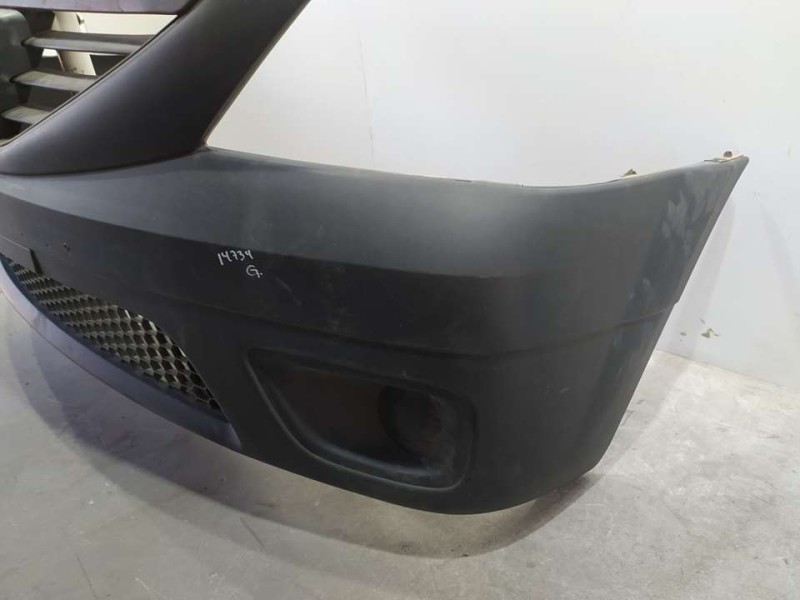 Recambio de paragolpes delantero para dacia logan express ambiance referencia OEM IAM 6001549312  