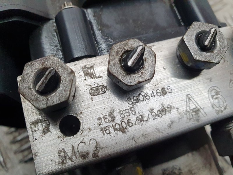 Recambio de abs para opel astra k lim. 5türig dynamic referencia OEM IAM 39064665 269838 