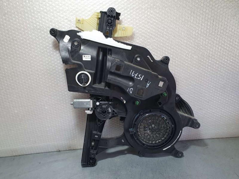 Recambio de elevalunas delantero izquierdo para citroën berlingo feel m 5p referencia OEM IAM 9840175680  ELECTRICO 2 PINES