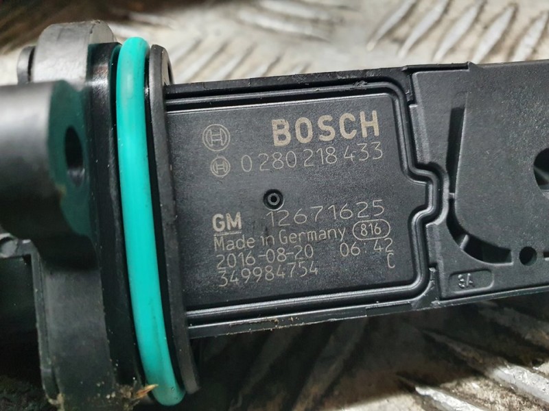 Recambio de caudalimetro para opel astra k lim. 5türig dynamic referencia OEM IAM 12671625 0280218433 BOSCH