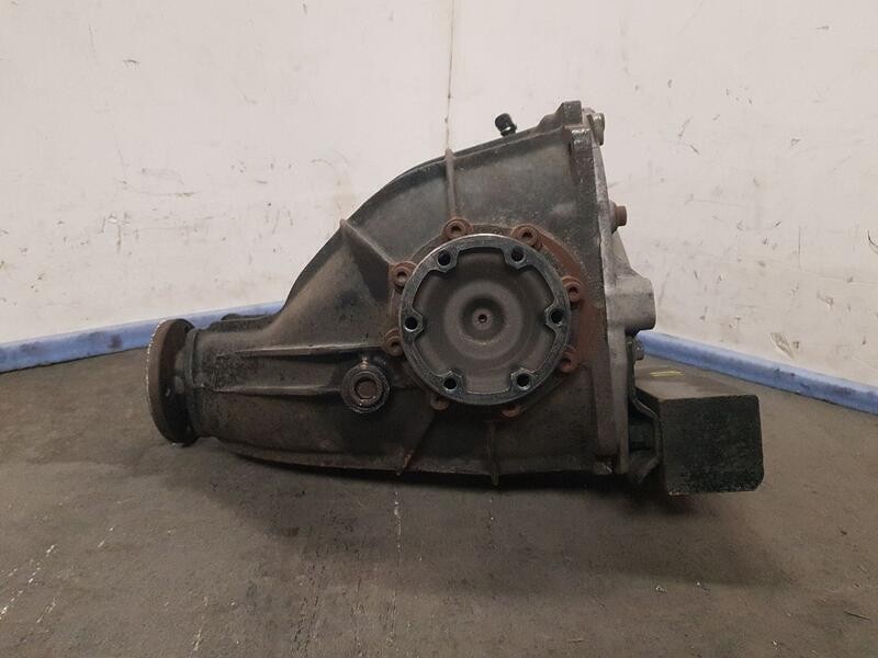 Recambio de diferencial trasero para ssangyong rodius referencia OEM IAM 1513501501  