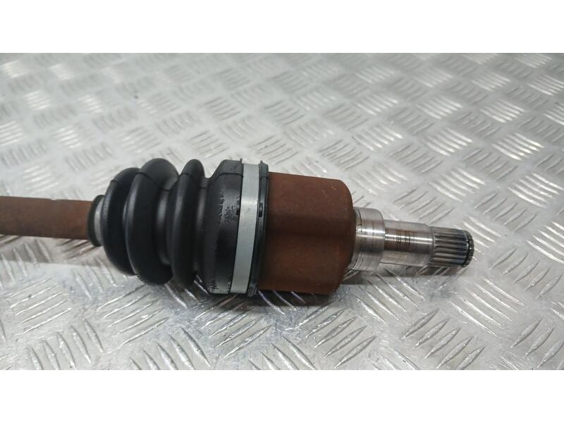 Recambio de transmision delantera izquierda para ford fiesta (cb1) ambiente referencia OEM IAM 8V513B437AAA 2002895 