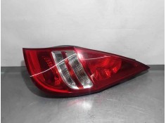 PILOTO TRASERO DERECHO 924022L010 