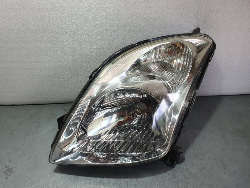 Recambio de faro izquierdo para suzuki swift berlina (mz) gl (5-ptas.) referencia OEM IAM 3530062J11  