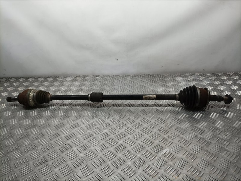 Recambio de transmision delantera derecha para opel astra j lim. selective referencia OEM IAM 10243502  SINEMBLOK ROTO