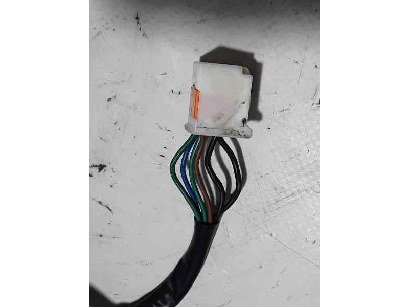 Recambio de retrovisor derecho para mazda 6 berlina (gg) 2.0 crtd 136 active (5-ptas.) referencia OEM IAM   6 CABLES