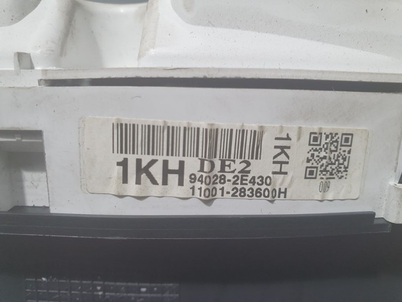 Recambio de cuadro instrumentos para hyundai tucson (jm) 2.0 crdi comfort referencia OEM IAM 940282E430 11001283600H 