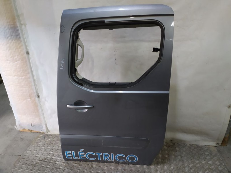 Recambio de puerta lateral corredera izquierda para peugeot partner tepee full electric referencia OEM IAM 9831169780 SIN CRISTA