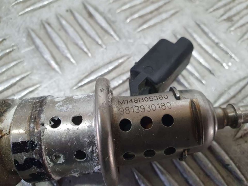 Recambio de inyector adblue para peugeot expert furgón pro standar referencia OEM IAM 9813930180 M148B05380 