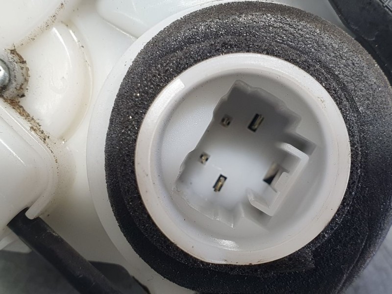 Recambio de cerradura puerta delantera izquierda para honda cr-v lifestyle plus 2wd referencia OEM IAM 72150T0AA12  4 PINES