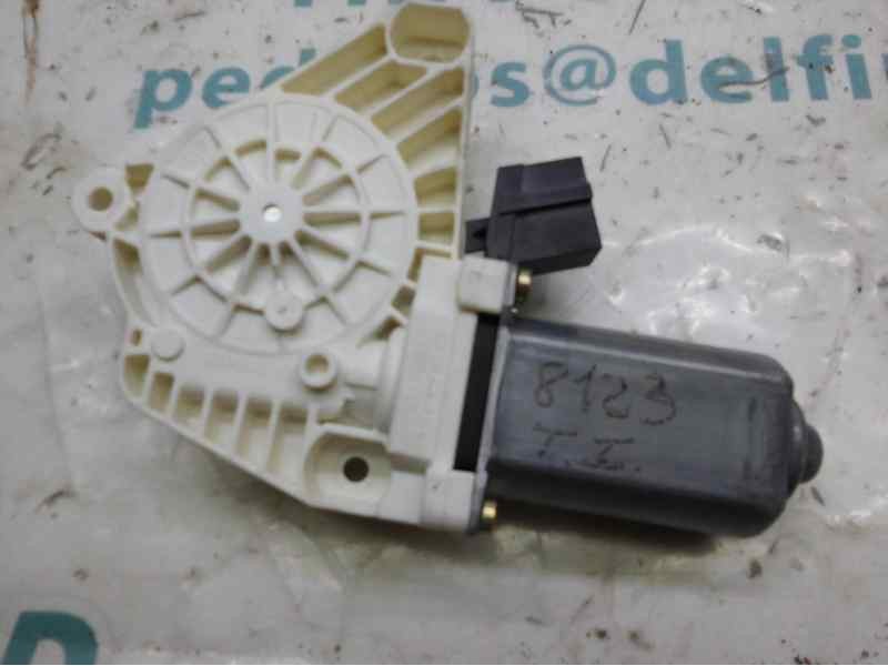 Recambio de motor elevalunas trasero izquierdo para mercedes-benz clase a (w169) a 170 (169.032) referencia OEM IAM 996148101 A1