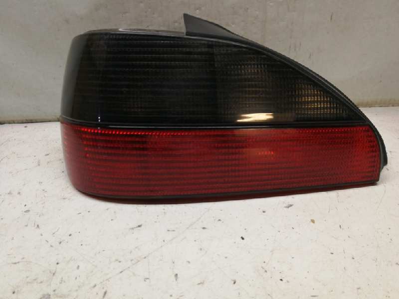 Recambio de piloto trasero izquierdo para peugeot 306 berlina 3/5 puertas (s1) referencia OEM IAM  1000000136951 