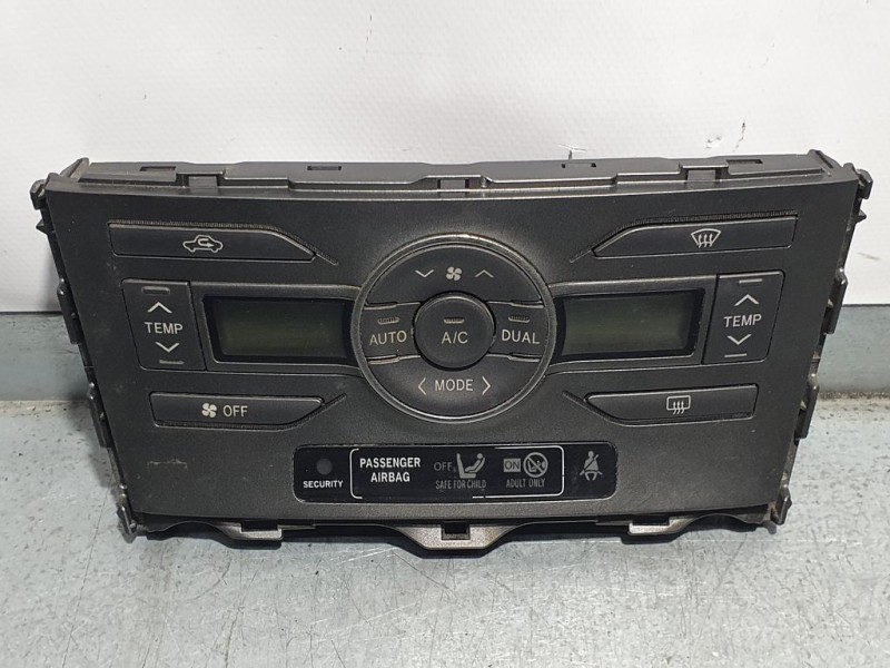 Recambio de mando climatizador para toyota auris luna referencia OEM IAM 5590002221 9D09611020ZYB SUMITOMO ELECTRIC
