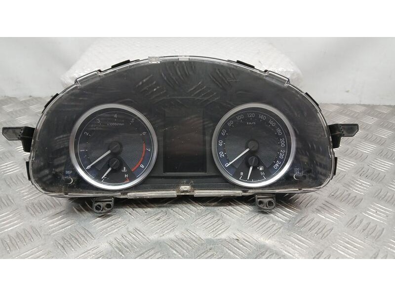 Recambio de cuadro instrumentos para toyota auris active referencia OEM IAM 838000ZV61  