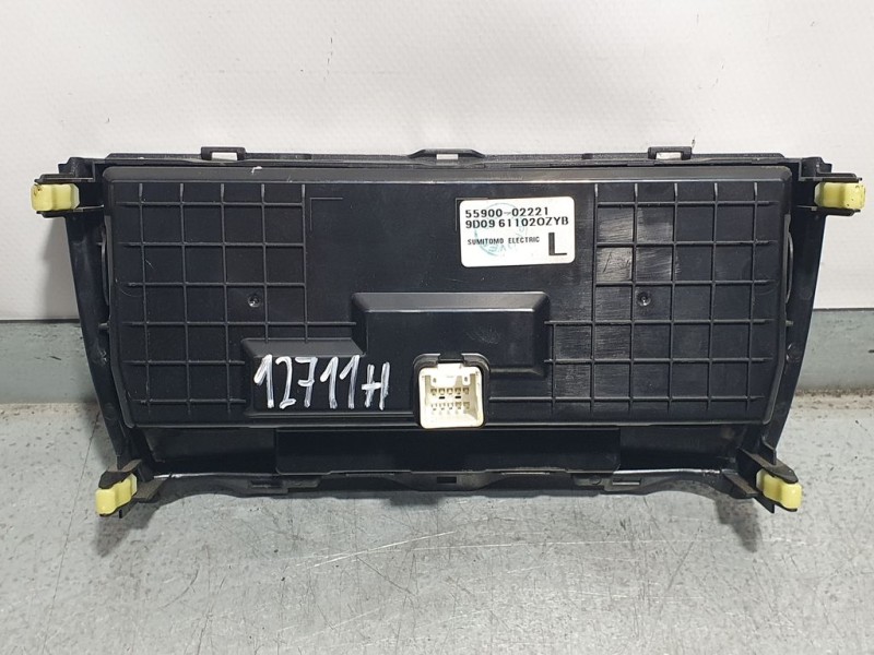 Recambio de mando climatizador para toyota auris luna referencia OEM IAM 5590002221 9D09611020ZYB SUMITOMO ELECTRIC