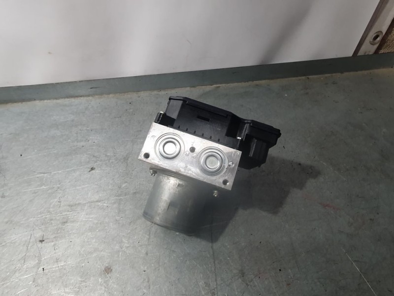 Recambio de abs para volkswagen tiguan (5n2) advance bluemotion referencia OEM IAM 5N0614109BD 54085769U TRW