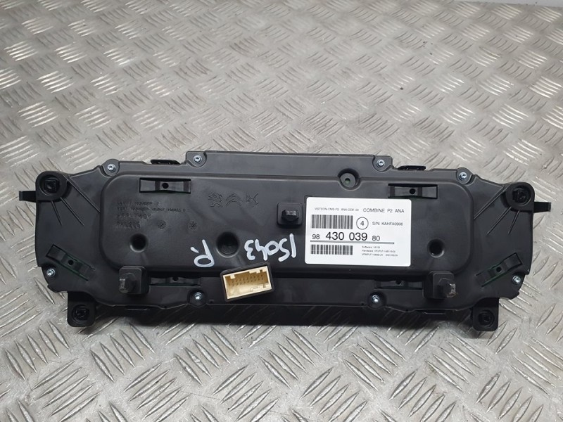 Recambio de cuadro instrumentos para peugeot 208 (p2) active referencia OEM IAM 9843006980  