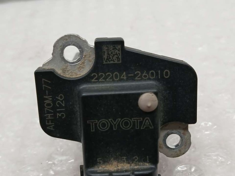 Recambio de caudalimetro para toyota yaris active referencia OEM IAM 2220426010 AFH70M77 