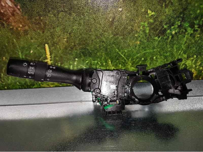 Recambio de mando luces para subaru legacy kombi/outback b14 outback executive referencia OEM IAM   