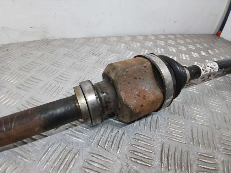 Recambio de transmision delantera derecha para citroën berlingo feel m 5p referencia OEM IAM 9820471180  