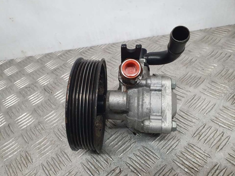 Recambio de bomba direccion para kia sorento 2.5 crdi active referencia OEM IAM 6Z20A100  