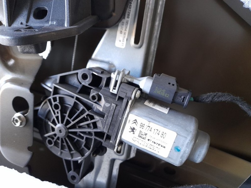 Recambio de elevalunas trasero derecho para citroën c-elysée feel referencia OEM IAM   ELÉCTRICO