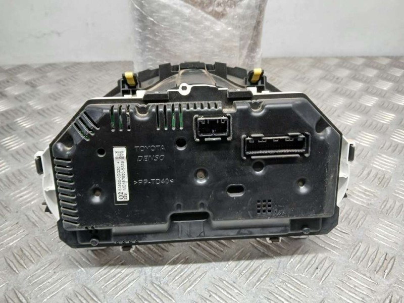 Recambio de cuadro instrumentos para toyota yaris active referencia OEM IAM 838000DQ20 1575505329 DENSO
